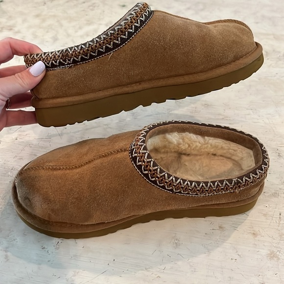 UGG Tasman Women’s Slippers in Chestnut 5955 | size 8 - Picture 7 of 8